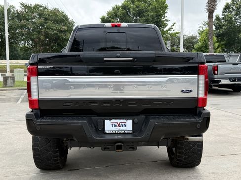 Used 2019 Ford F250 Platinum w/ Platinum Ultimate Package AWD/4WD image 6