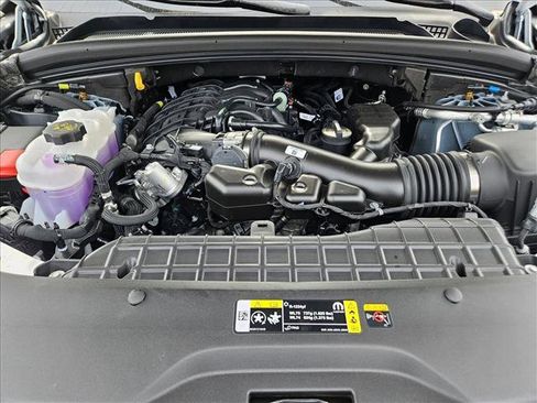 New 2025 Jeep Grand Cherokee Summit image 17