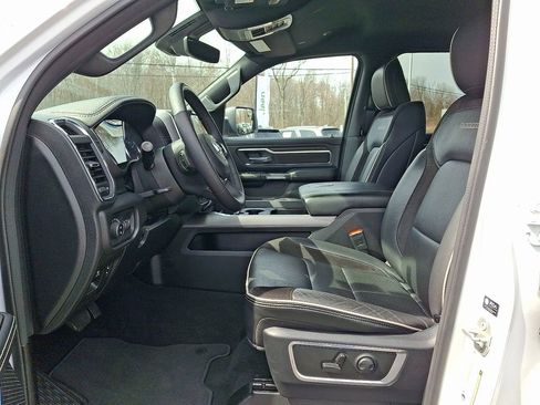 Used 2025 RAM 1500 Laramie image 14