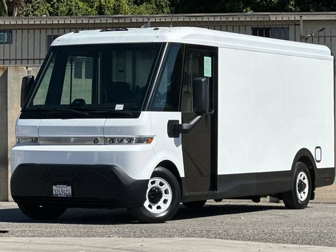 Used 2023 Chevrolet Brightdrop 600 w/ Active Safety Package 2 AWD/4WD image 8