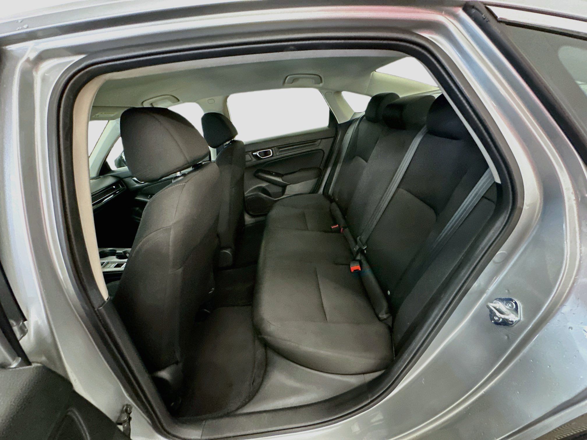 Used 2025 Honda Civic LX image 28
