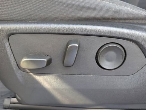 Used 2025 Chevrolet Silverado 2500 LT image 15