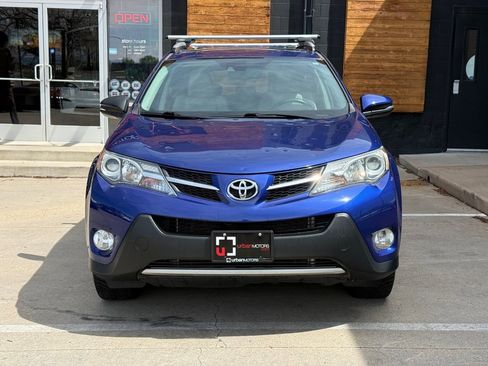 Used 2014 Toyota RAV4 Limited w/ Technology Package AWD/4WD image 7