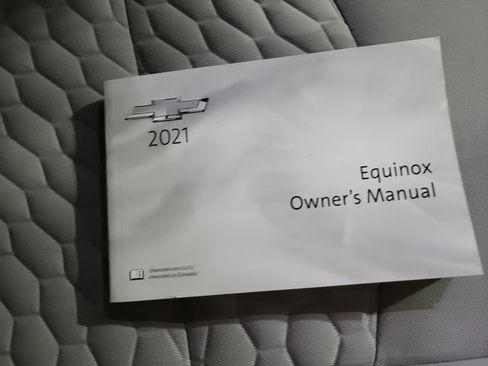 Used 2021 Chevrolet Equinox LT w/ LPO, Floor Liner Package image 61
