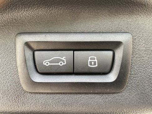 Certified 2026 BMW X7 xDrive40i AWD/4WD image 8