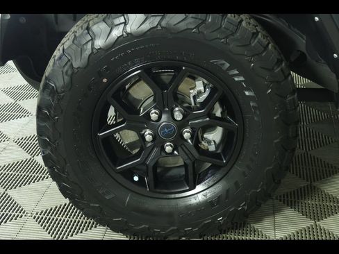 Used 2024 Jeep Wrangler Unlimited AWD/4WD image 12