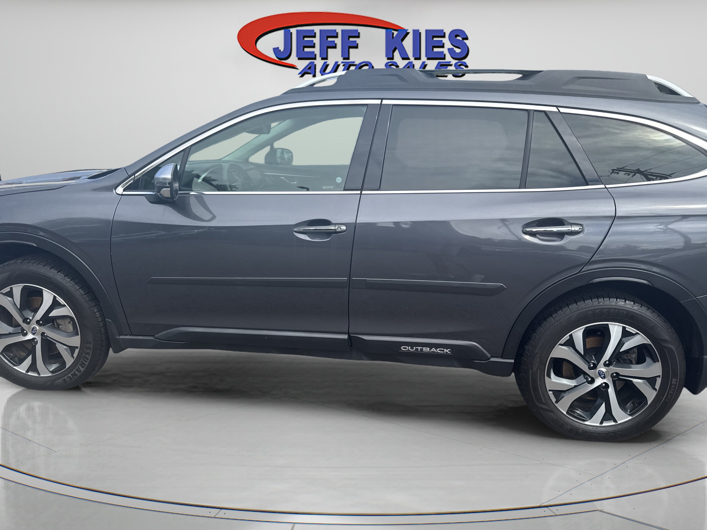 Used 2022 Subaru Outback Touring AWD/4WD image 8