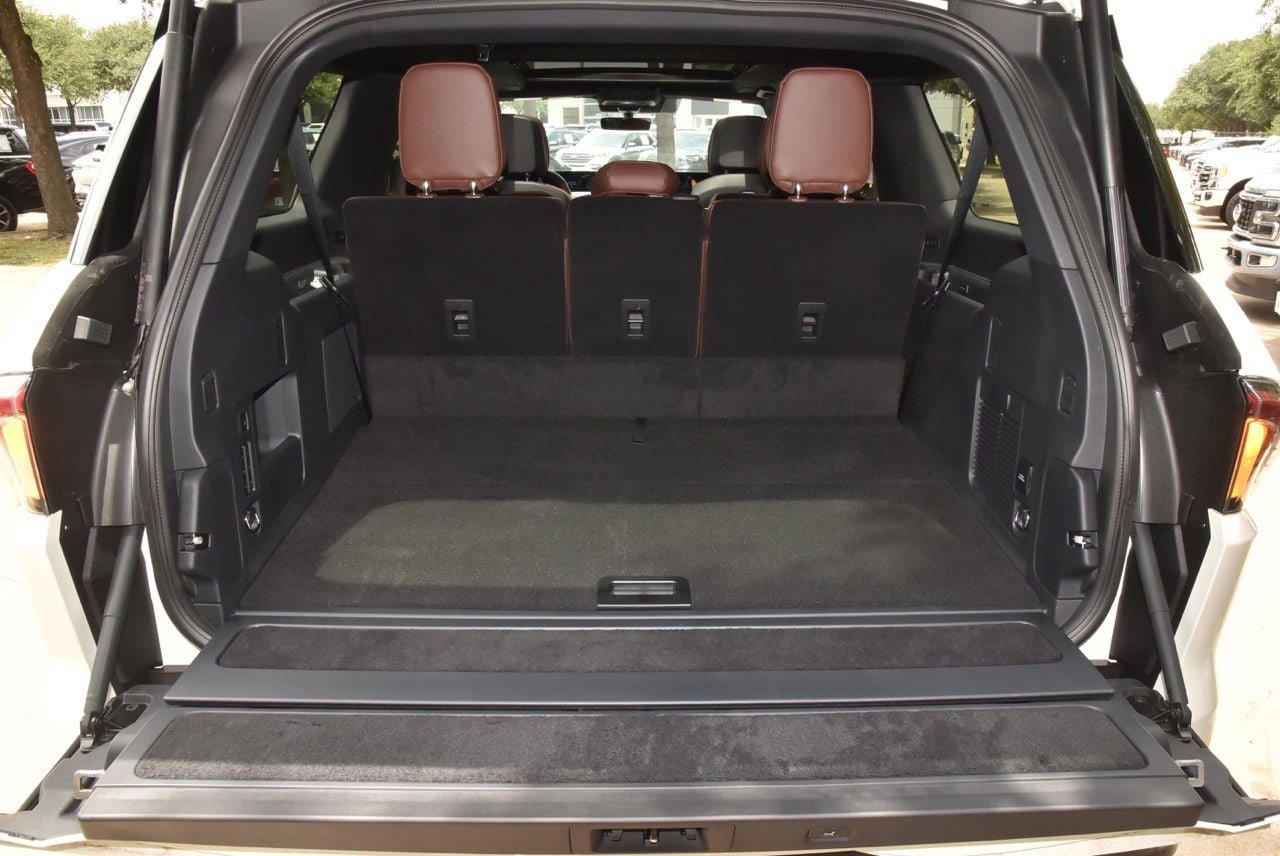 New 2026 Lincoln Navigator L Reserve AWD/4WD image 41