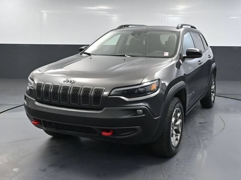 Used 2022 Jeep Cherokee Trailhawk AWD/4WD image 11