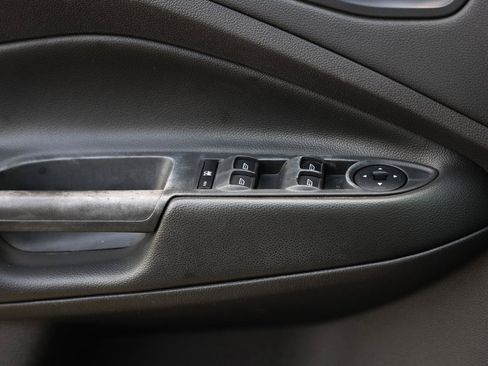 Used 2016 Ford Escape S FWD image 38