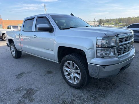 Used 2015 Chevrolet Silverado 1500 LT image 2