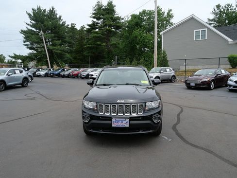 Used 2017 Jeep Compass High Altitude AWD/4WD image 3