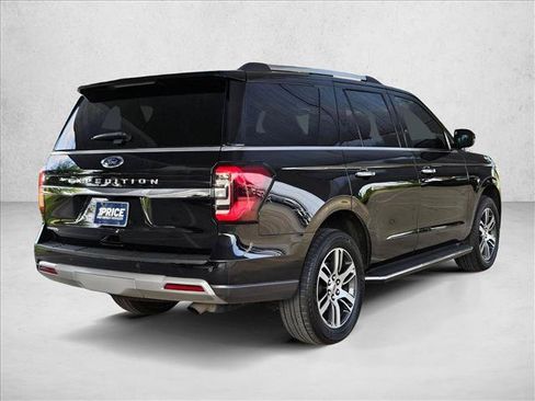 Used 2023 Ford Expedition Limited AWD/4WD image 5