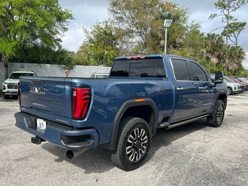 Used 2025 GMC Sierra 2500 Denali Ultimate image 7