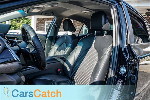 Used 2018 Toyota Camry SE FWD image 20