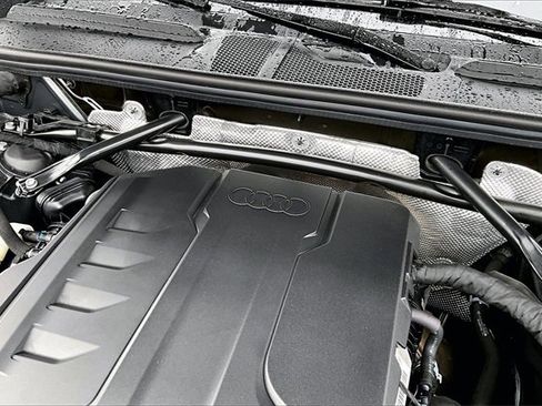 Used 2025 Audi Q5 Premium Plus w/ Premium Plus image 34