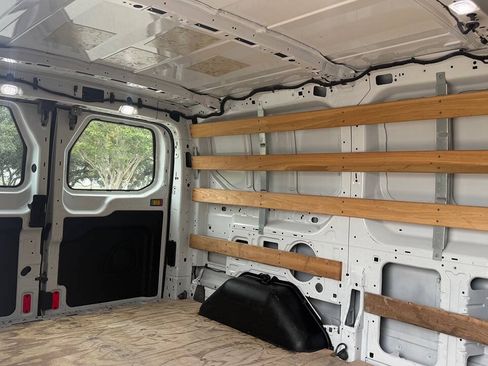 Used 2019 Ford Transit 250 130 Low Roof w/ Exterior Upgrade Package RWD image 26