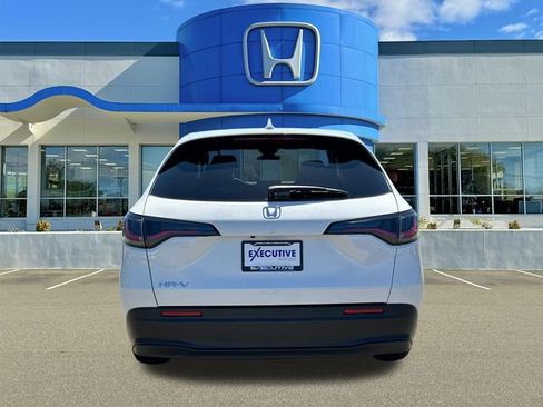 Used 2026 Honda HR-V LX image 3