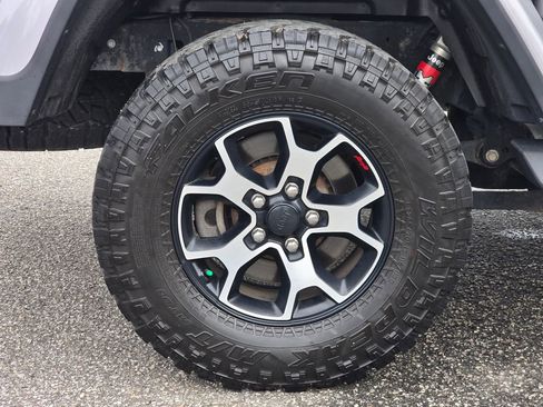 Used 2020 Jeep Gladiator Rubicon image 21
