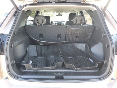 Used 2019 Chevrolet Equinox Premier w/ LPO, Floor Liner Package image 30