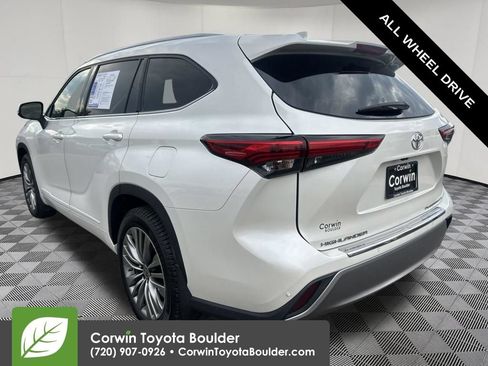 Used 2021 Toyota Highlander Platinum AWD/4WD image 5