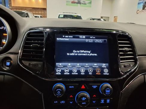 Used 2021 Jeep Grand Cherokee Limited AWD/4WD image 22