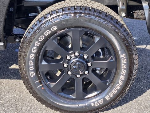 Used 2025 RAM 2500 Big Horn image 8