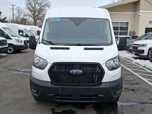 Used 2023 Ford Transit 150 Medium Roof image 3
