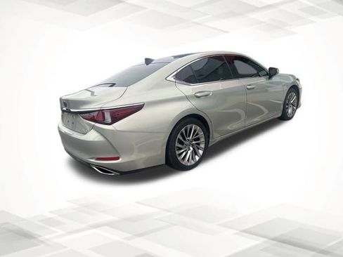 Used 2019 Lexus ES 350 Ultra Luxury w/ Accessory Package 2 image 3