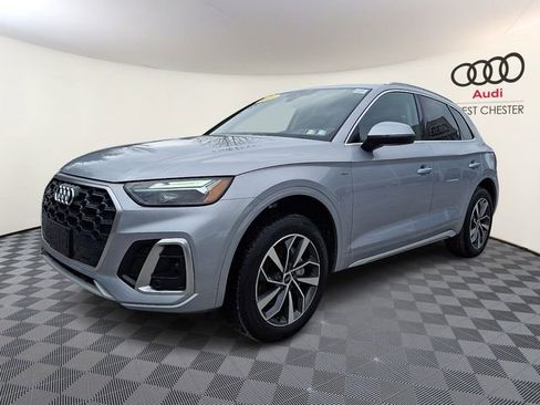 Certified 2023 Audi Q5 2.0T Premium w/ Convenience Package image 3