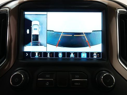 Used 2020 Chevrolet Silverado 1500 High Country w/ Technology Package image 43