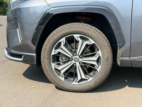 Used 2023 Toyota RAV4 XSE w/ Premium Package AWD/4WD image 9