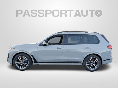 New 2026 BMW X7 xDrive40i image 2