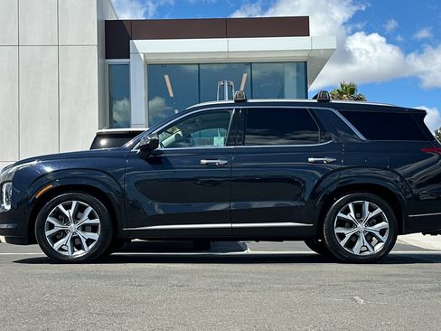 Used 2022 Hyundai Palisade Limited AWD/4WD image 6
