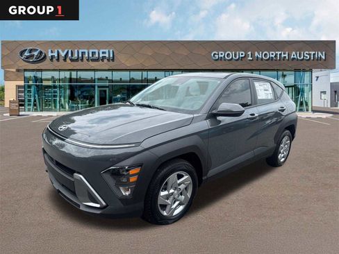 New 2026 Hyundai Kona SE image 1