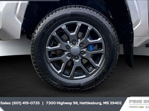 Used 2025 Toyota Tundra Platinum image 8