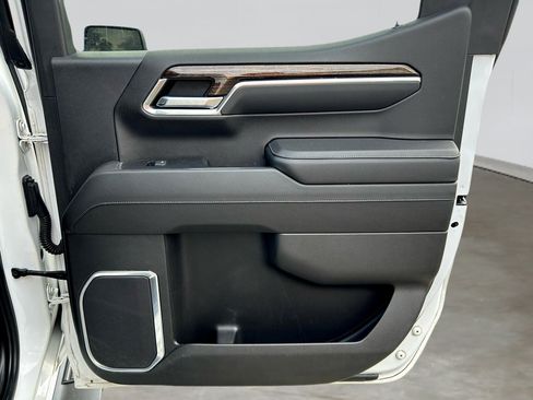 Used 2022 GMC Sierra 1500 Elevation image 26