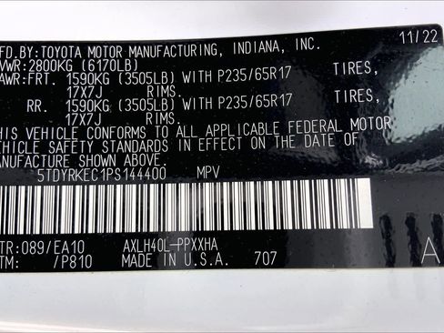 Used 2023 Toyota Sienna XLE image 35