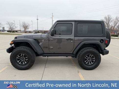 Used 2025 Jeep Wrangler Sport image 2