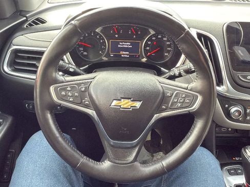 Used 2019 Chevrolet Equinox Premier AWD/4WD image 10