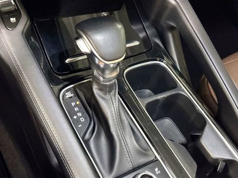 Used 2020 Kia Telluride SX w/ SX Prestige Package image 18