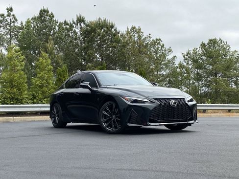 Used 2025 Lexus IS 350 F Sport RWD image 2