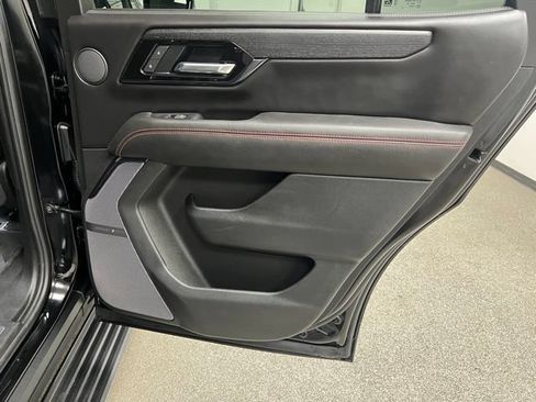 Used 2025 GMC Yukon AT4 Ultimate w/ LPO, Floor Liner Package AWD/4WD image 55