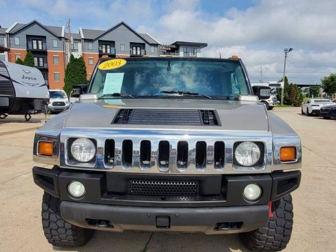 Used 2003 HUMMER H2 w/ Preferred Equipment Group AWD/4WD image 2