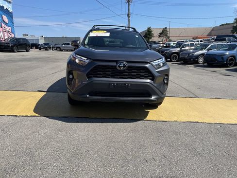 Used 2023 Toyota RAV4 XLE Premium AWD/4WD image 8