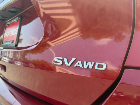 Used 2017 Nissan Rogue SV AWD/4WD image 37