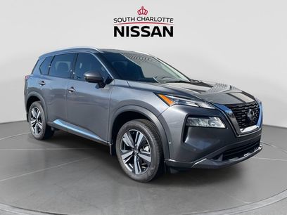 Used 2023 Nissan Rogue SL w/ SL Premium Package