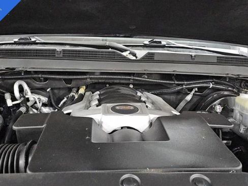 Used 2020 Cadillac Escalade Platinum image 8