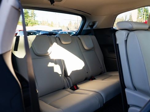 Used 2024 Subaru Ascent Limited w/ Technology Package image 22