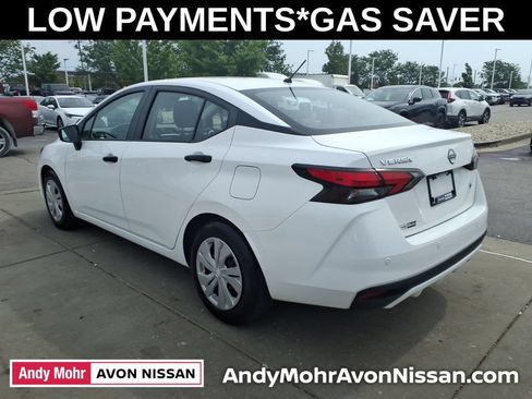 Used 2023 Nissan Versa S FWD image 6
